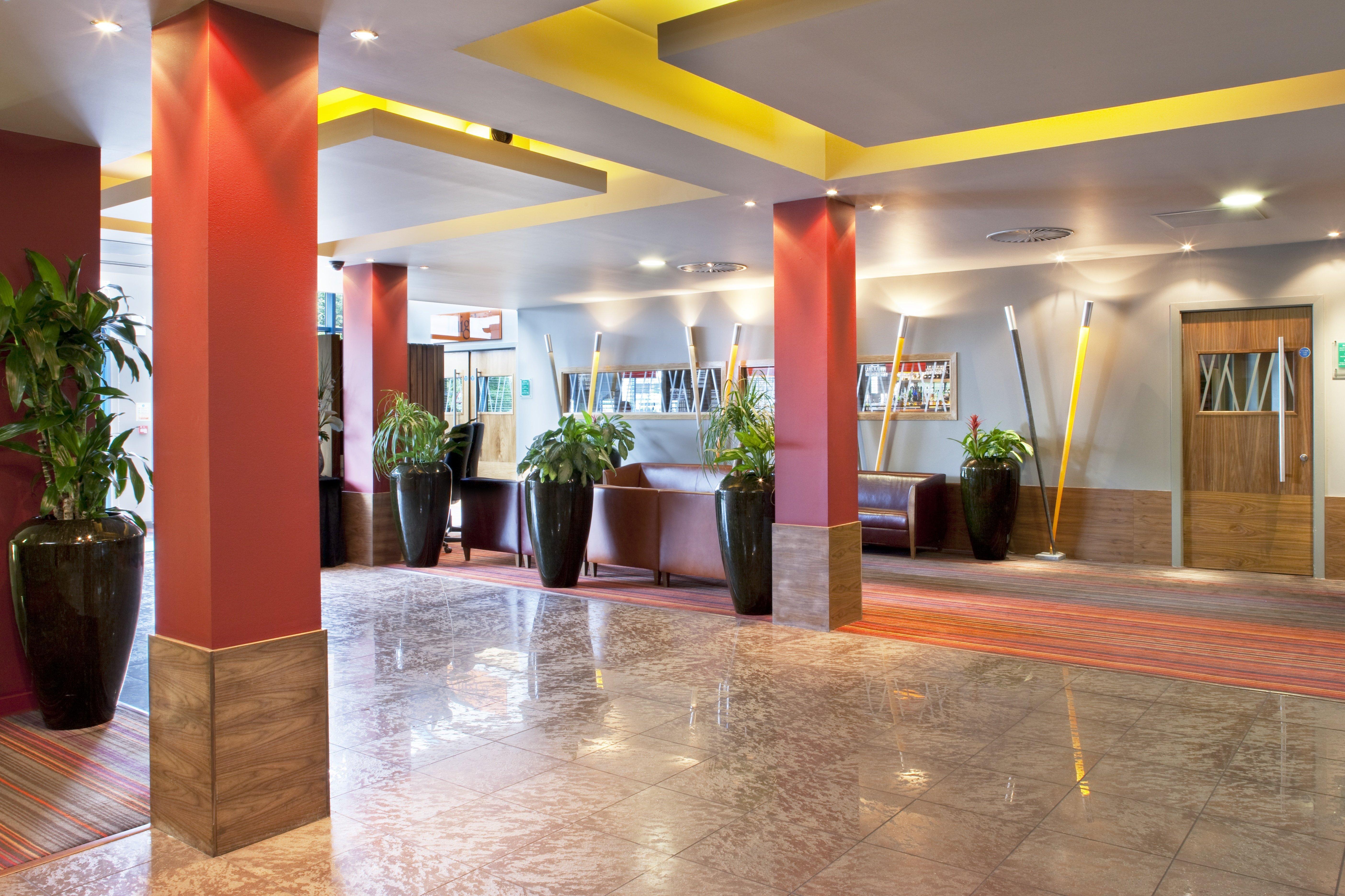 Holiday Inn Aberdeen West Westhill Exterior foto